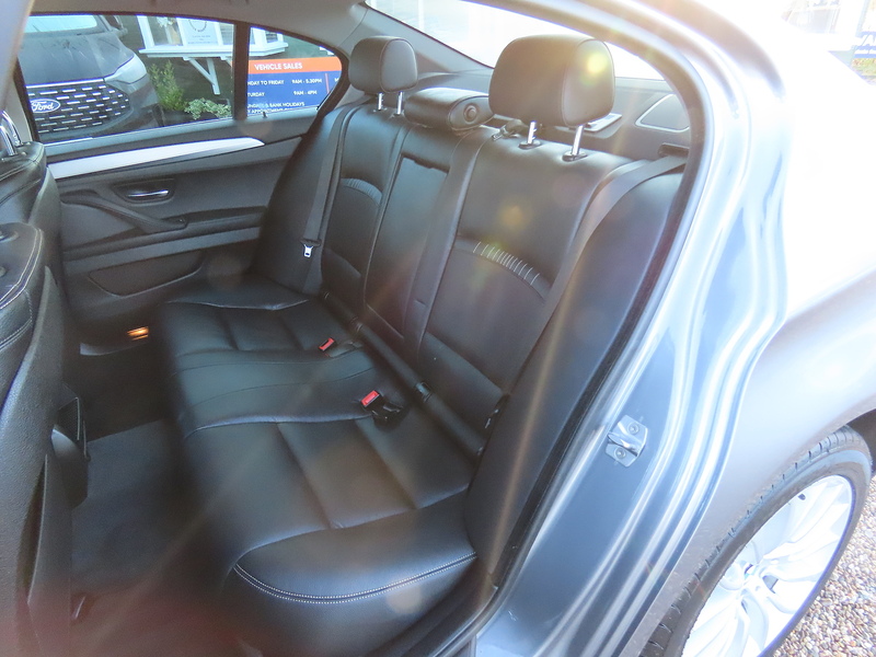 BMW 5 Series 2.0 520d Luxury Saloon 4dr Diesel Auto Euro 6 (s/s) (190 ps) - U4766
