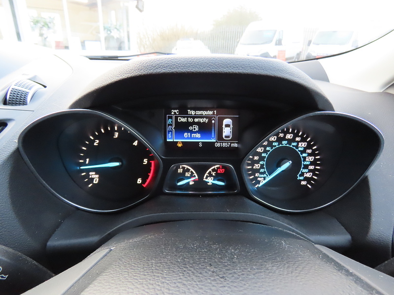 Ford Kuga 2.0 TDCi Titanium SUV 5dr Diesel Manual 2WD Euro 6 (s/s) (150 ps) - U4770