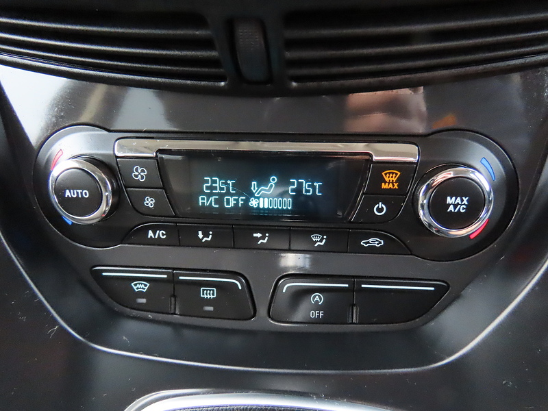 Ford Kuga 2.0 TDCi Titanium SUV 5dr Diesel Manual 2WD Euro 6 (s/s) (150 ps) - U4770