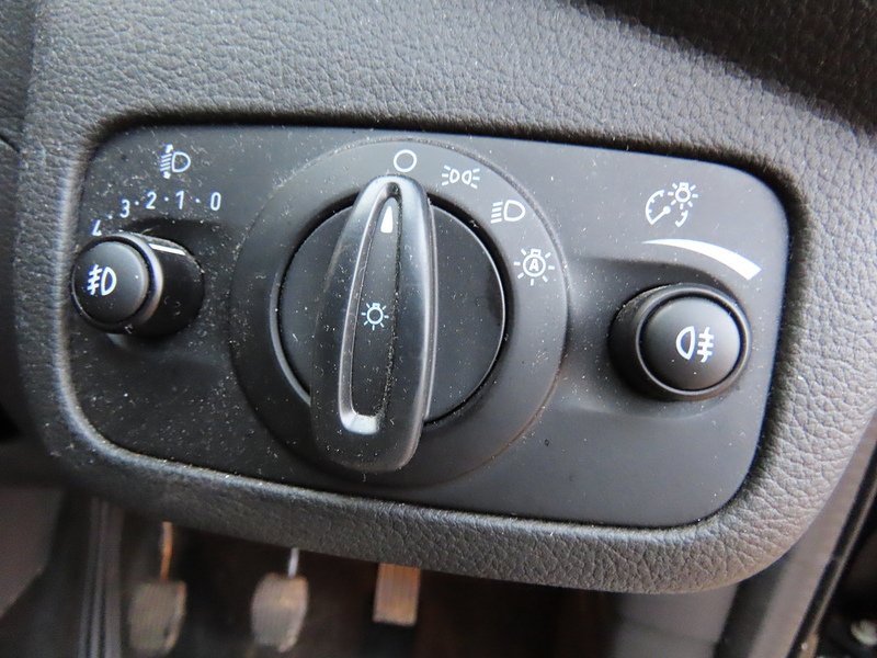 Ford Kuga 2.0 TDCi Titanium SUV 5dr Diesel Manual 2WD Euro 6 (s/s) (150 ps) - U4770