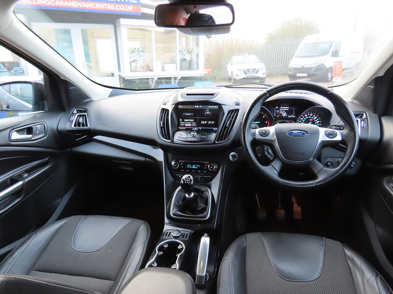 Ford Kuga 2.0 TDCi Titanium SUV 5dr Diesel Manual 2WD Euro 6 (s/s) (150 ps) - U4770