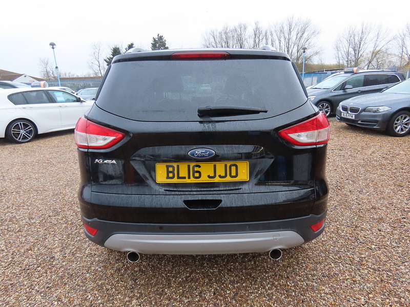 Ford Kuga 2.0 TDCi Titanium SUV 5dr Diesel Manual 2WD Euro 6 (s/s) (150 ps) - U4770