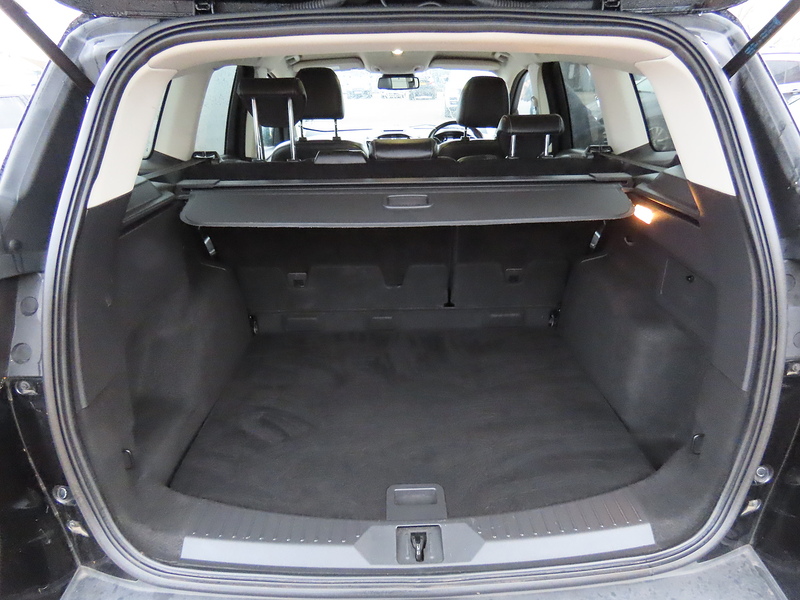 Ford Kuga 2.0 TDCi Titanium SUV 5dr Diesel Manual 2WD Euro 6 (s/s) (150 ps) - U4770