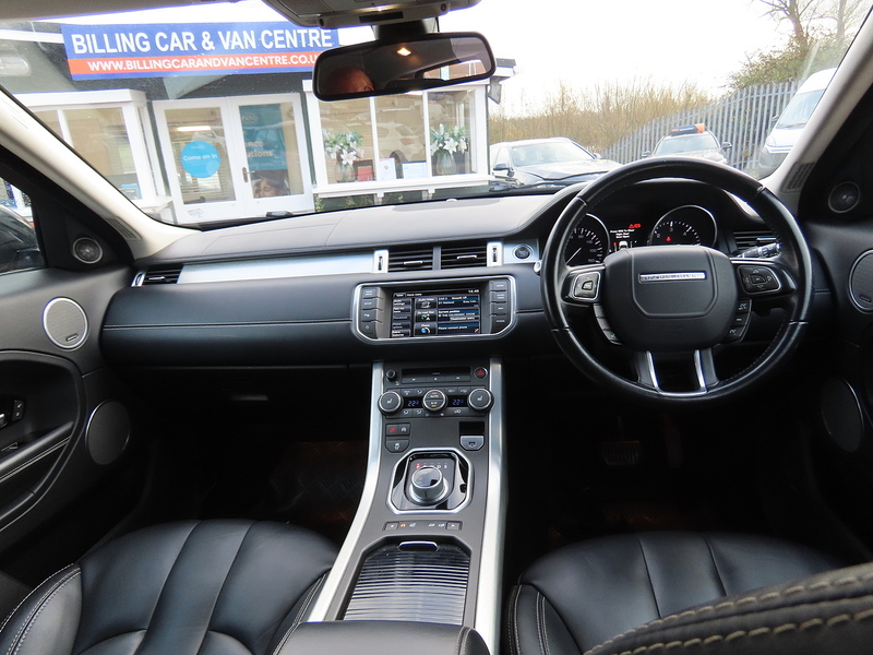 Land Rover Range Rover Evoque 2.2 SD4 Prestige SUV 5dr Diesel Auto 4WD Euro 5 (s/s) (190 ps) - U4771