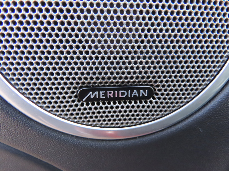 Land Rover Range Rover Evoque 2.2 SD4 Prestige SUV 5dr Diesel Auto 4WD Euro 5 (s/s) (190 ps) - U4771