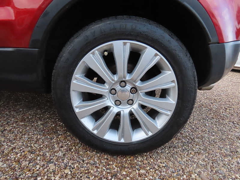 Land Rover Range Rover Evoque 2.2 SD4 Prestige SUV 5dr Diesel Auto 4WD Euro 5 (s/s) (190 ps) - U4771