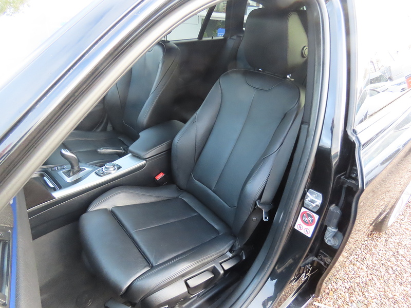 BMW 3 Series 2.0 320d M Sport Touring 5dr Diesel Auto xDrive Euro 5 (s/s) (184 ps) - U4772