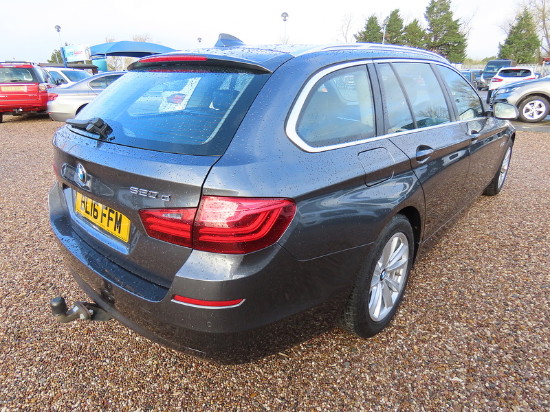 BMW 5 Series 2.0 520d SE Touring 5dr Diesel Auto Euro 6 (s/s) (190 ps) - U4773