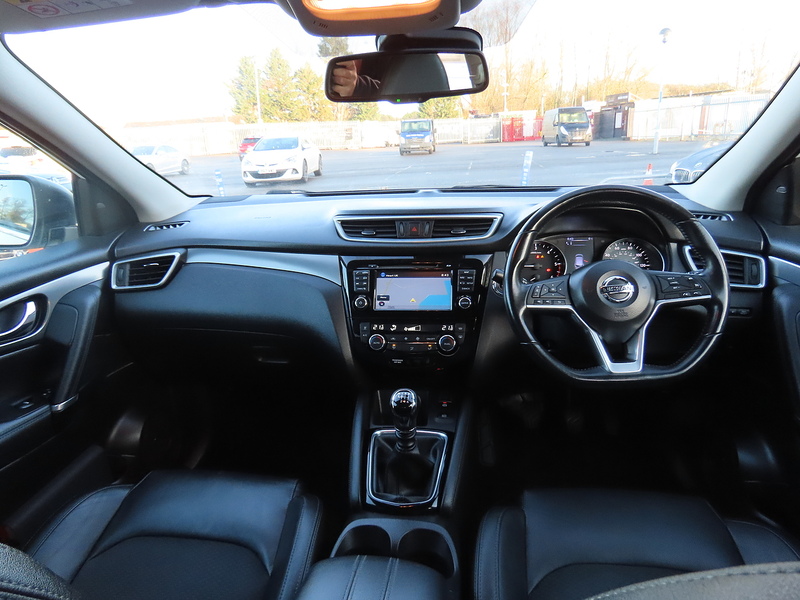 Nissan Qashqai 1.5 dCi Tekna SUV 5dr Diesel Manual Euro 6 (s/s) (110 ps) - U4775