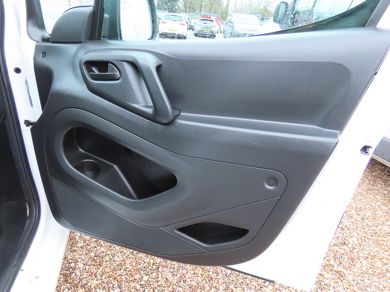 Citroen Berlingo 1.6 BlueHDi 625 Enterprise Panel Van 5dr Diesel Manual L1 (112 g/km, 75 bhp) - U4777