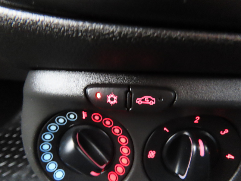 Vauxhall Corsa Van 1.3 CDTi Car Derived Van 3dr Diesel Manual FWD L1 H1 (s/s) Start/Stop (107 g/km, 74 bhp) - U4778