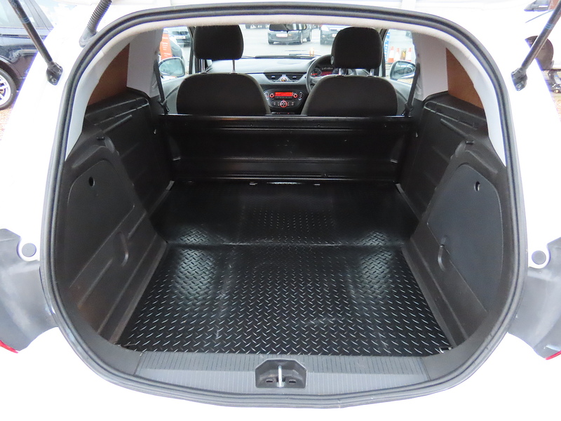 Vauxhall Corsa Van 1.3 CDTi Car Derived Van 3dr Diesel Manual FWD L1 H1 (s/s) Start/Stop (107 g/km, 74 bhp) - U4778