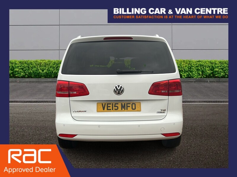 Volkswagen Touran 1.6 TDI BlueMotion Tech SE MPV 5dr Diesel DSG Euro 5 (s/s) (105 ps) - U4784
