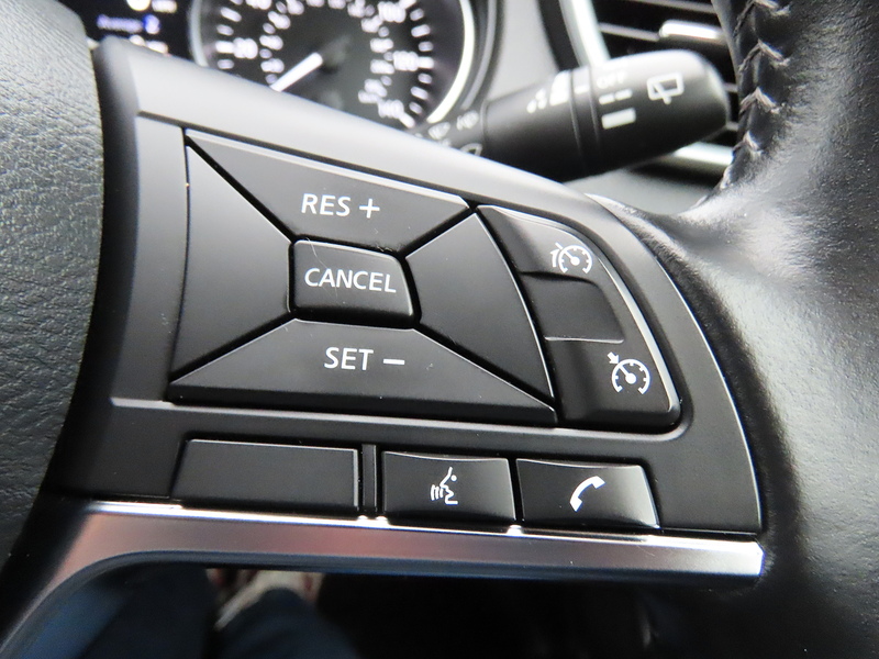 Nissan Qashqai 1.3 DIG-T N-Motion SUV 5dr Petrol Manual Euro 6 (s/s) (140 ps) - U4785