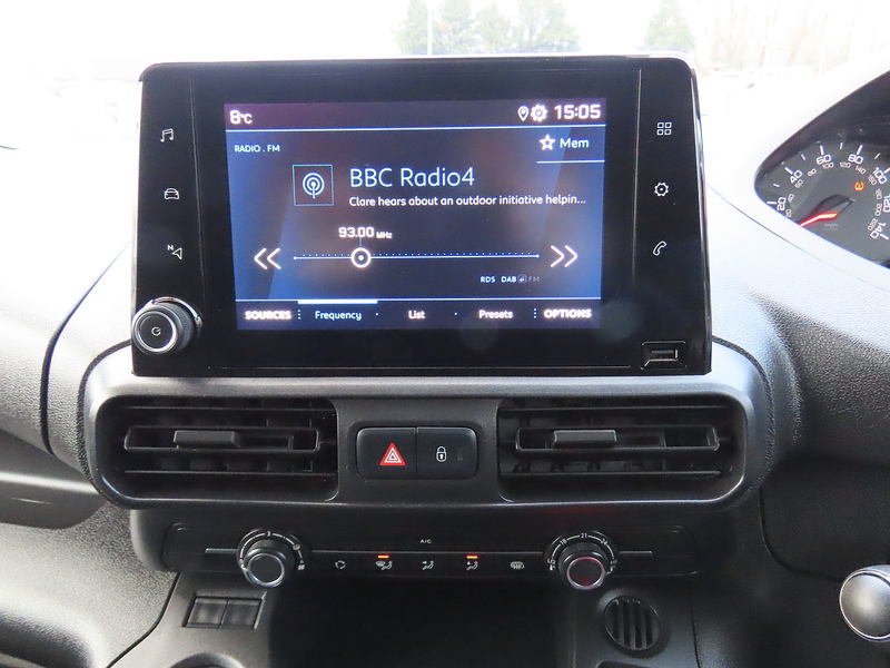 Peugeot Partner 1.5 BlueHDi 1000 Professional Standard Panel Van 5dr Diesel Manual SWB Euro 6 (s/s) (100 bhp) - U4795