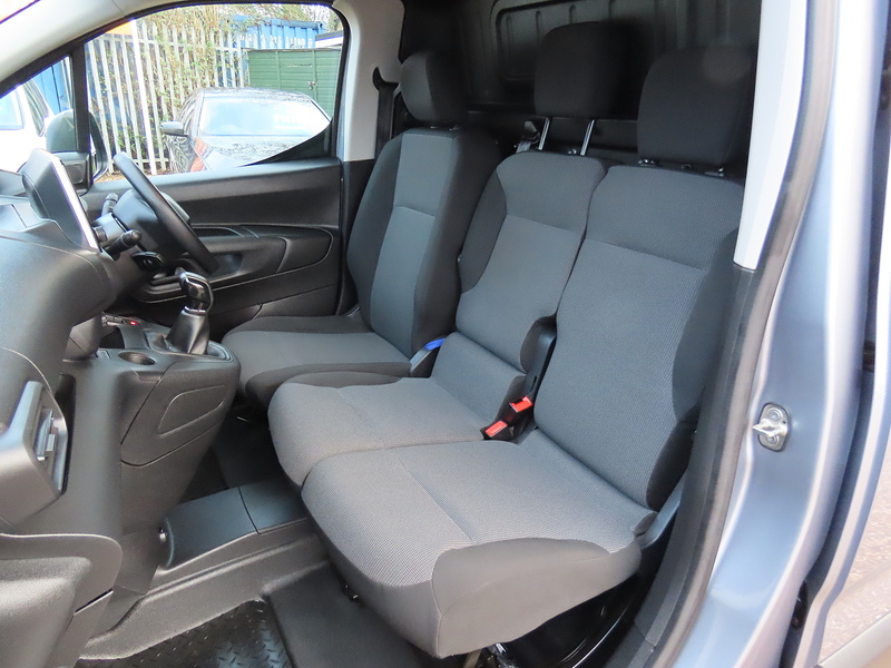 Peugeot Partner 1.5 BlueHDi 1000 Professional Standard Panel Van 5dr Diesel Manual SWB Euro 6 (s/s) (100 bhp) - U4795