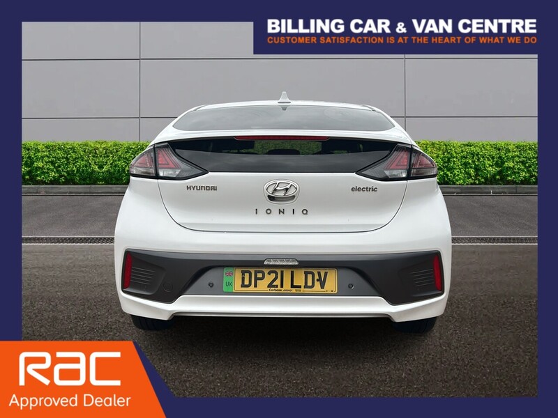 Hyundai IONIQ 38.3kWh Premium SE Hatchback 5dr Electric Auto (136 ps) - U4797