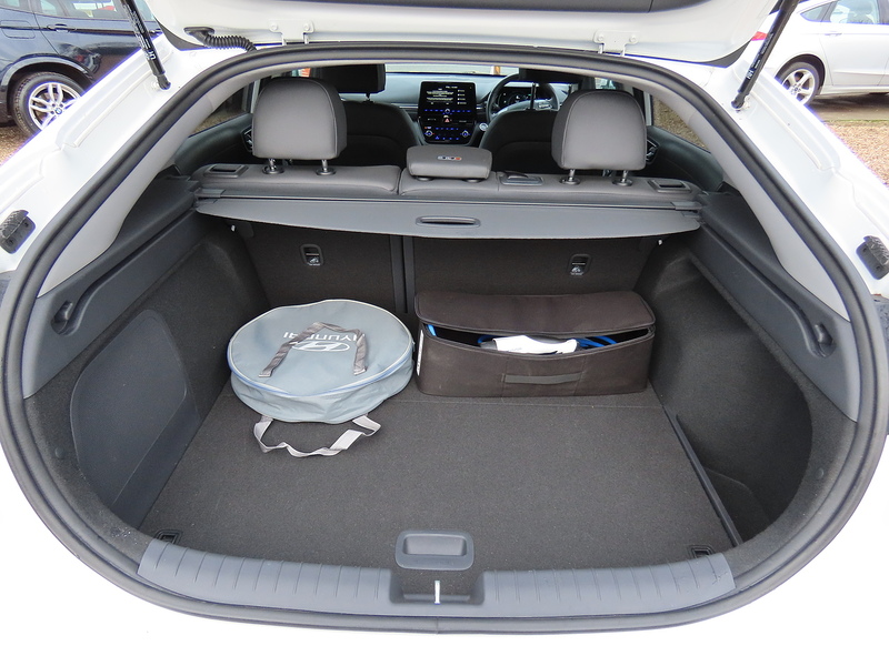 Hyundai IONIQ 38.3kWh Premium SE Hatchback 5dr Electric Auto (136 ps) - U4797