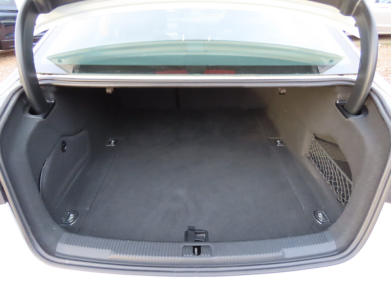 Audi A6 Saloon 2.0 TDI ultra SE Executive Saloon 4dr Diesel S Tronic Euro 6 (s/s) (190 ps) - U4798