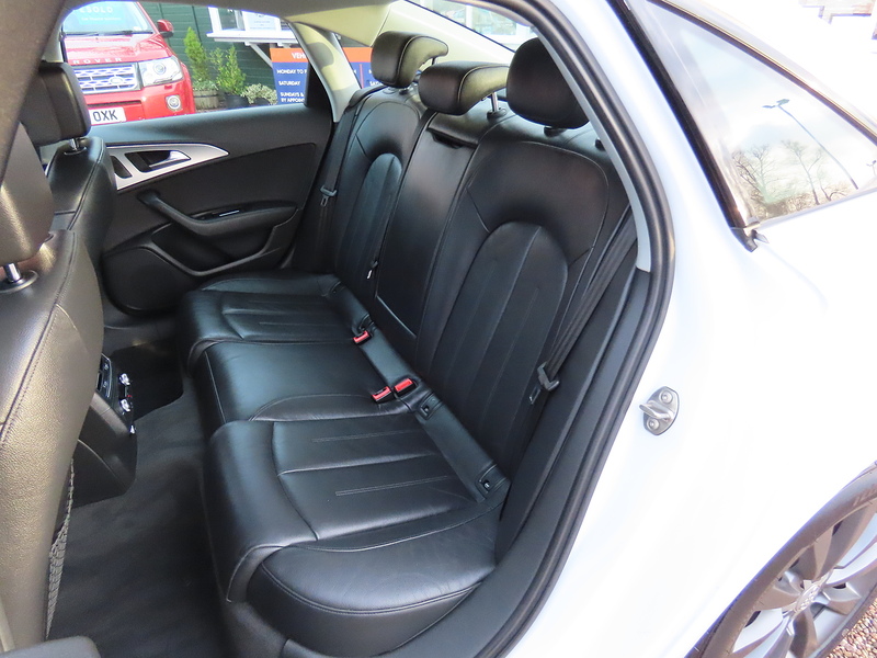 Audi A6 Saloon 2.0 TDI ultra SE Executive Saloon 4dr Diesel S Tronic Euro 6 (s/s) (190 ps) - U4798