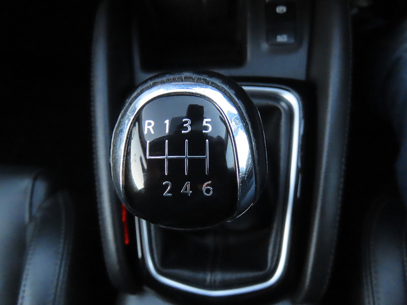 Nissan Qashqai 1.5 dCi Tekna SUV 5dr Diesel Manual Euro 6 (s/s) (110 ps) - U4802