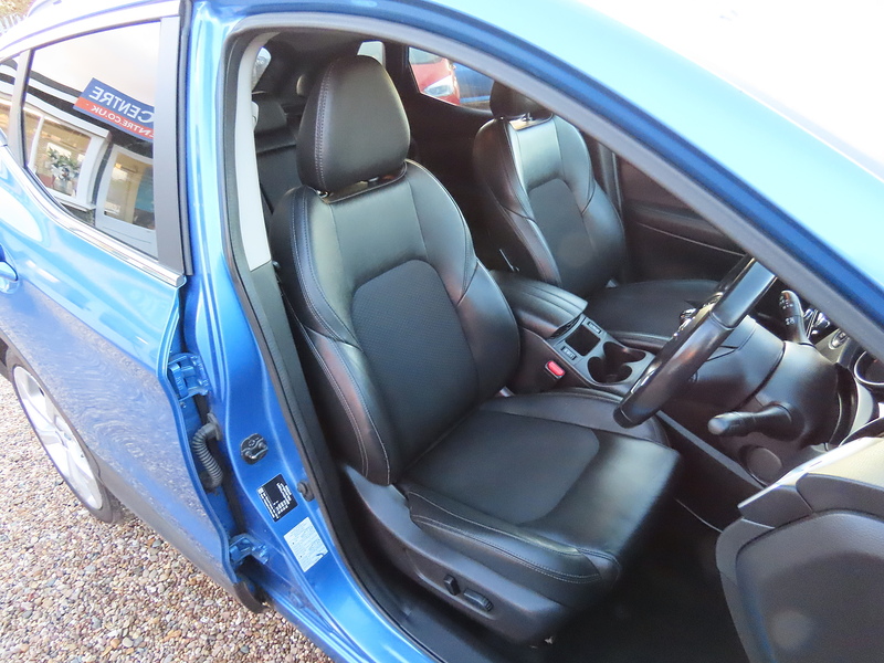 Nissan Qashqai 1.5 dCi Tekna SUV 5dr Diesel Manual Euro 6 (s/s) (110 ps) - U4802