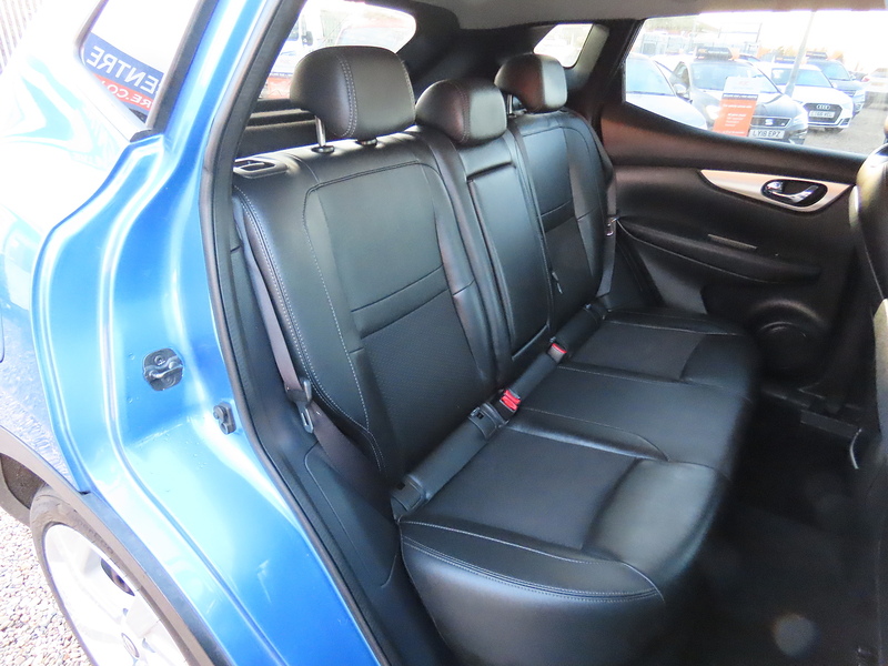 Nissan Qashqai 1.5 dCi Tekna SUV 5dr Diesel Manual Euro 6 (s/s) (110 ps) - U4802