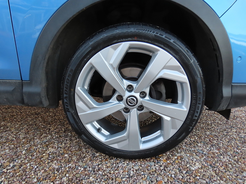 Nissan Qashqai 1.5 dCi Tekna SUV 5dr Diesel Manual Euro 6 (s/s) (110 ps) - U4802
