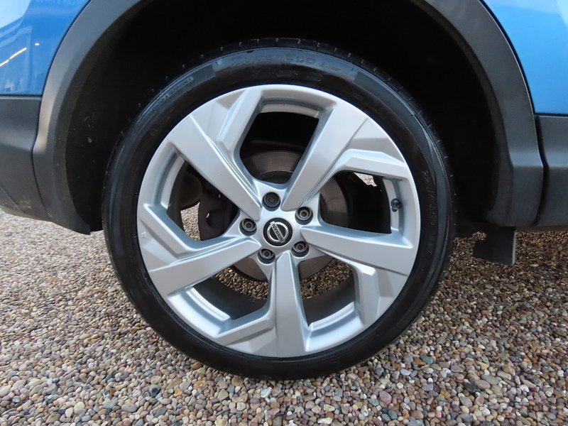 Nissan Qashqai 1.5 dCi Tekna SUV 5dr Diesel Manual Euro 6 (s/s) (110 ps) - U4802