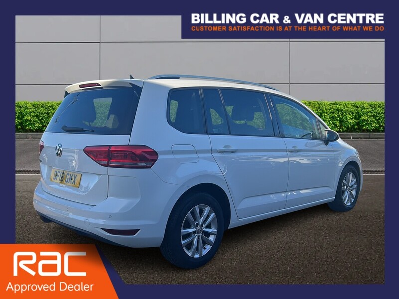 Volkswagen Touran 2.0 TDI SE Family MPV 5dr Diesel DSG Euro 6 (s/s) (150 ps) - U4803