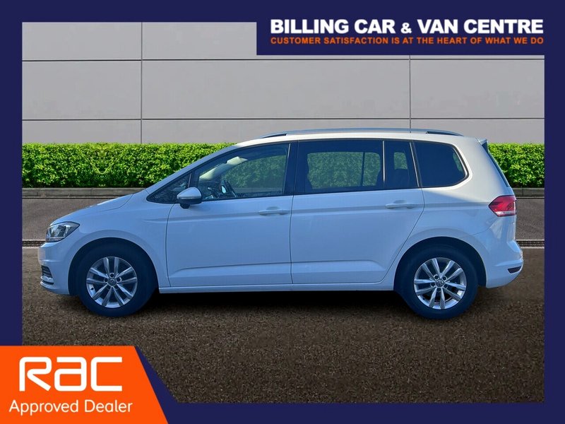 Volkswagen Touran 2.0 TDI SE Family MPV 5dr Diesel DSG Euro 6 (s/s) (150 ps) - U4803