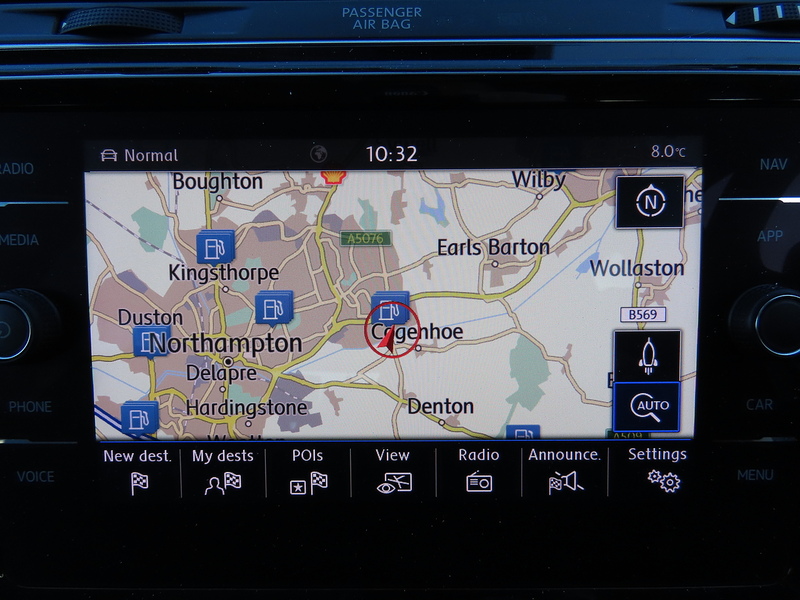 Volkswagen Touran 2.0 TDI SE Family MPV 5dr Diesel DSG Euro 6 (s/s) (150 ps) - U4803