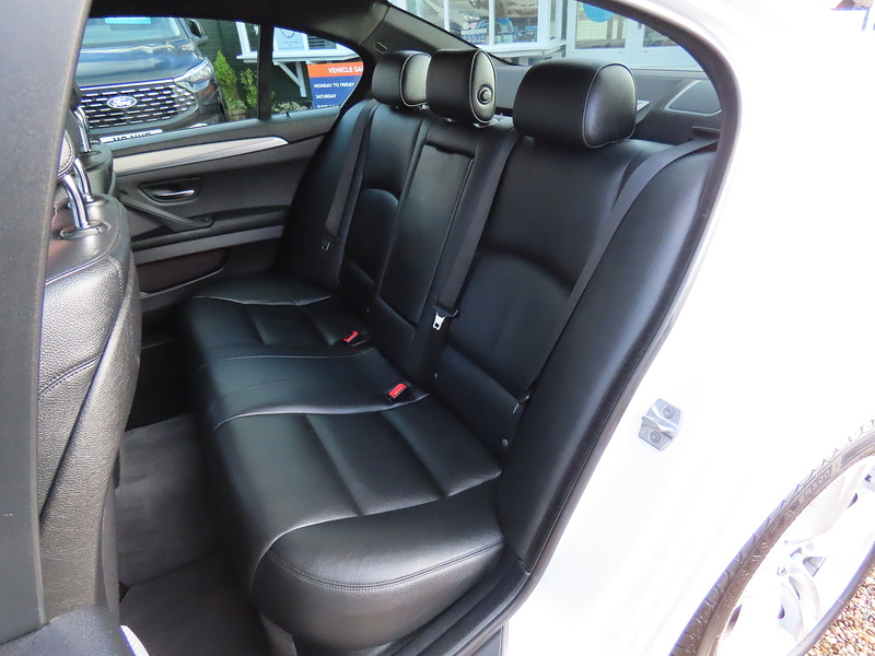 BMW 5 Series 2.0 520d M Sport Saloon 4dr Diesel Auto Euro 6 (s/s) (190 ps) - U4805