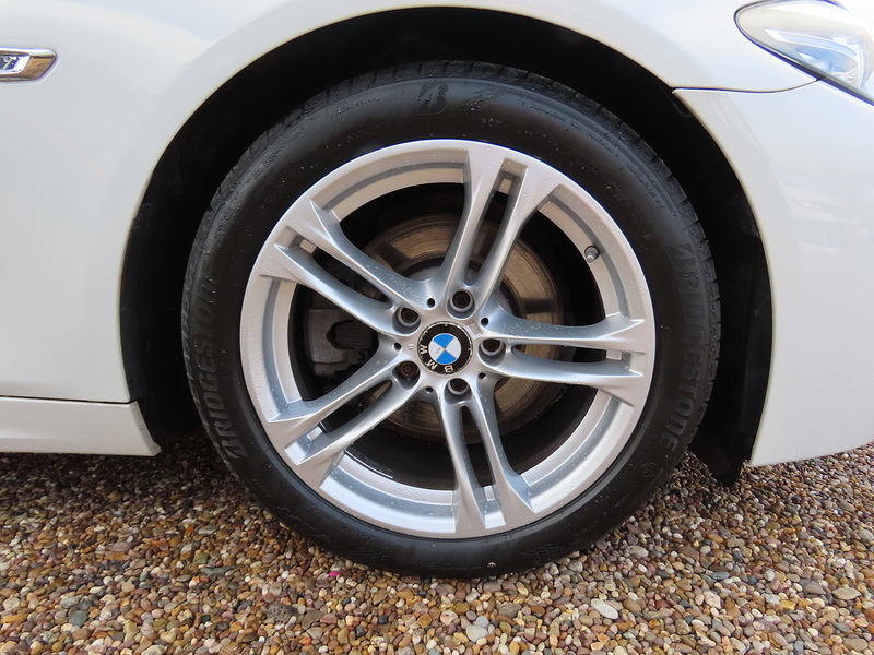 BMW 5 Series 2.0 520d M Sport Saloon 4dr Diesel Auto Euro 6 (s/s) (190 ps) - U4805