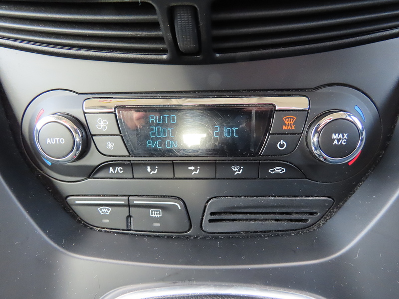 Ford C-Max 1.6 TDCi Titanium MPV 5dr Diesel Manual Euro 5 (115 ps) - U4808