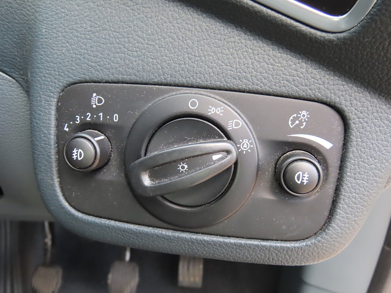 Ford C-Max 1.6 TDCi Titanium MPV 5dr Diesel Manual Euro 5 (115 ps) - U4808