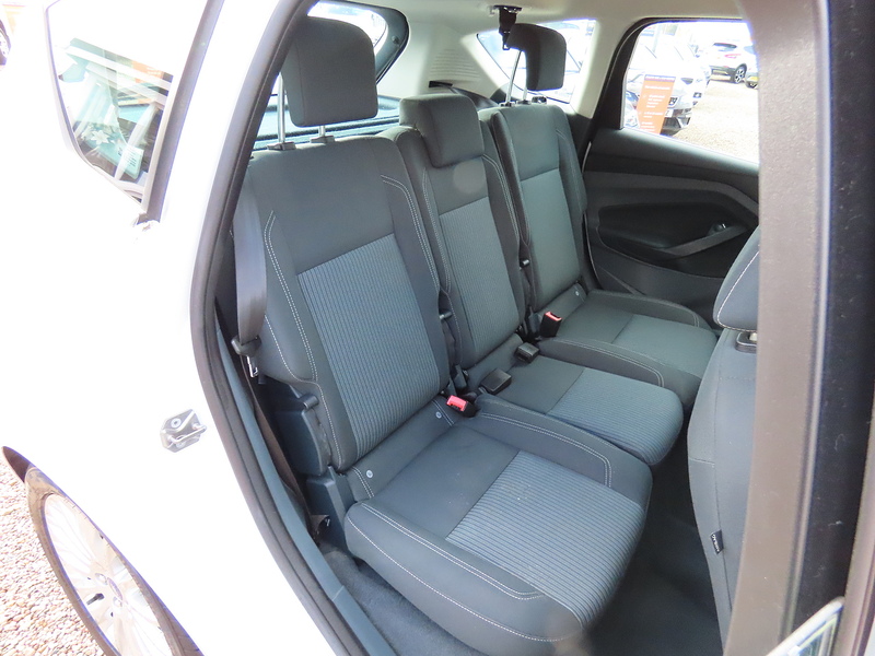 Ford C-Max 1.6 TDCi Titanium MPV 5dr Diesel Manual Euro 5 (115 ps) - U4808