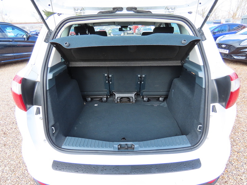 Ford C-Max 1.6 TDCi Titanium MPV 5dr Diesel Manual Euro 5 (115 ps) - U4808