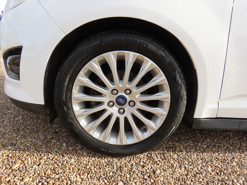 Ford C-Max 1.6 TDCi Titanium MPV 5dr Diesel Manual Euro 5 (115 ps) - U4808