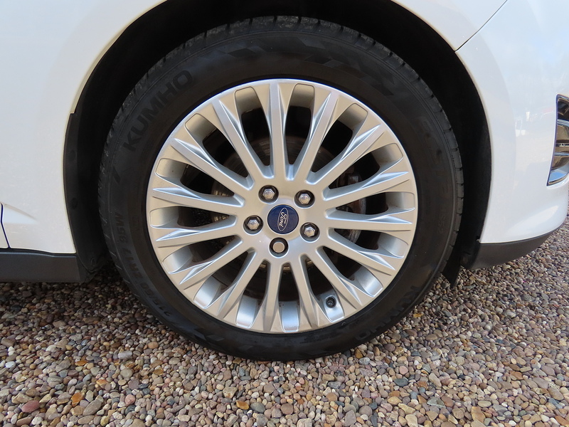 Ford C-Max 1.6 TDCi Titanium MPV 5dr Diesel Manual Euro 5 (115 ps) - U4808