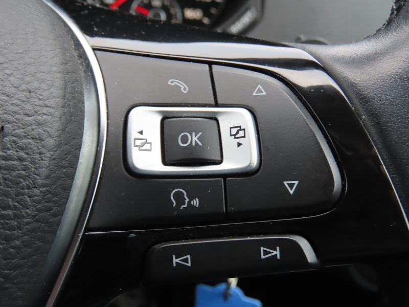 Volkswagen Sharan 2.0 TDI BlueMotion Tech SE Nav MPV 5dr Diesel Manual Euro 6 (s/s) (150 ps) - U4810