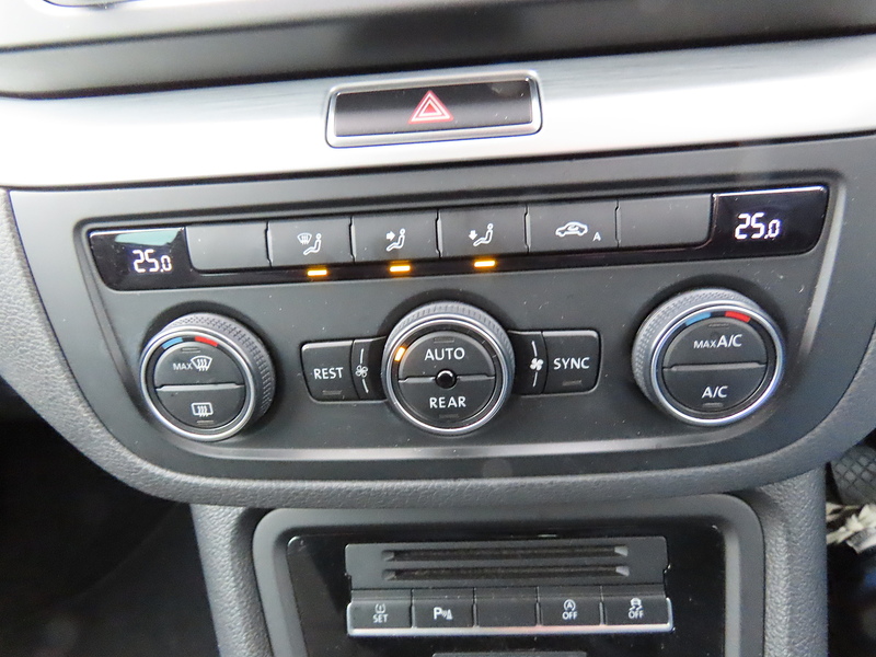 Volkswagen Sharan 2.0 TDI BlueMotion Tech SE Nav MPV 5dr Diesel Manual Euro 6 (s/s) (150 ps) - U4810