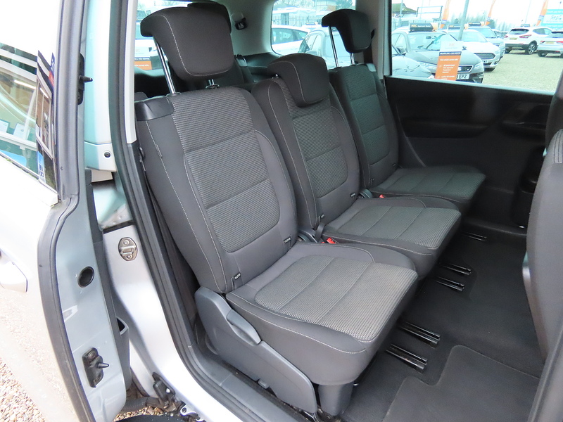 Volkswagen Sharan 2.0 TDI BlueMotion Tech SE Nav MPV 5dr Diesel Manual Euro 6 (s/s) (150 ps) - U4810