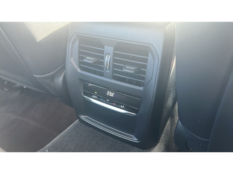 BMW 3 Series 2.0 320d SE Saloon 4dr Diesel Auto Euro 6 (s/s) (190 ps) - U4815