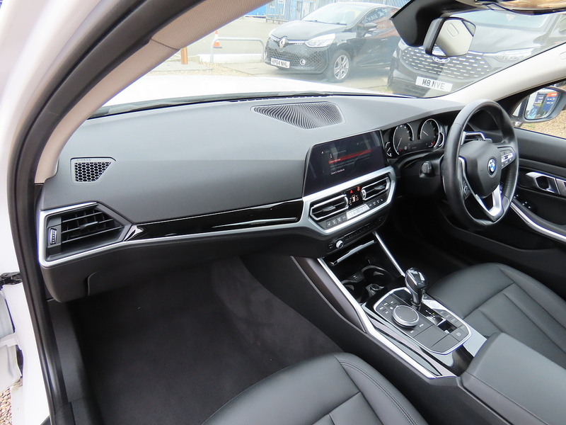 BMW 3 Series 2.0 320d SE Saloon 4dr Diesel Auto Euro 6 (s/s) (190 ps) - U4815