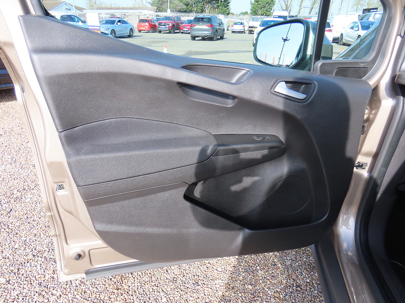 Ford Transit Courier 1.0 EcoBoost Limited Panel Van 5dr Petrol Manual L1 Euro 6 (100 ps) - U4822