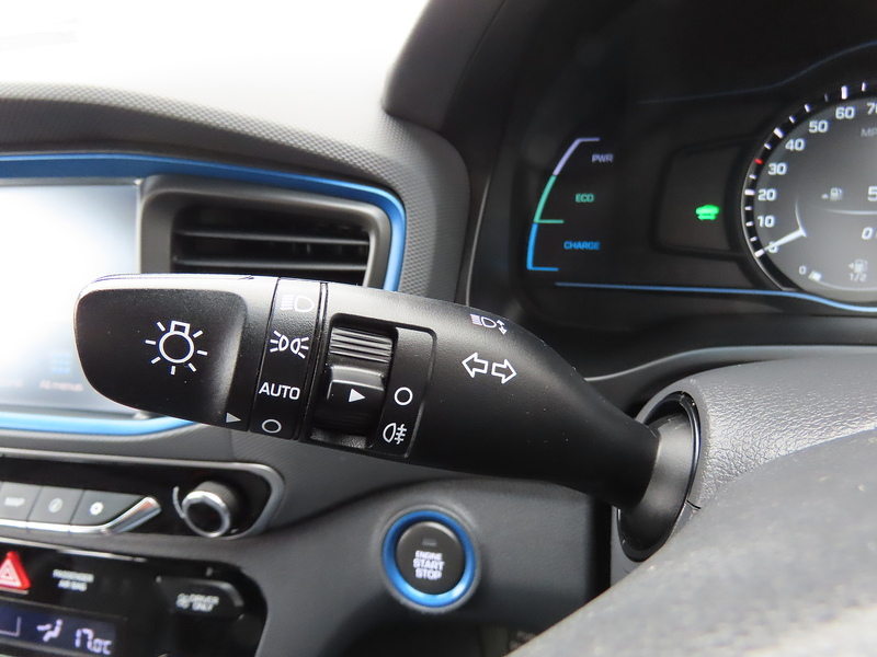 Hyundai IONIQ 1.6 h-GDi Premium SE Hatchback 5dr Petrol Hybrid DCT Euro 6 (s/s) (141 ps) - U4824