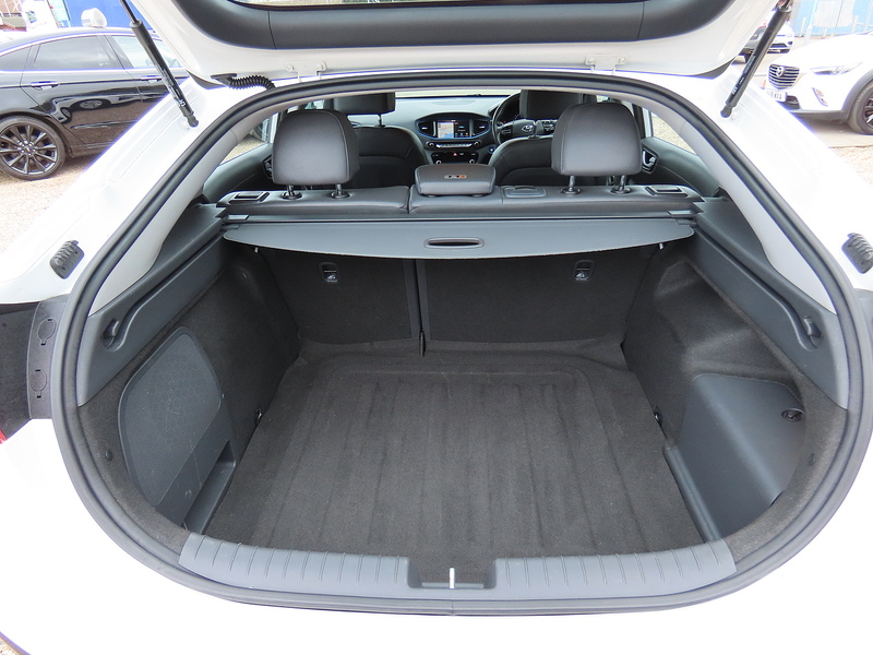 Hyundai IONIQ 1.6 h-GDi Premium SE Hatchback 5dr Petrol Hybrid DCT Euro 6 (s/s) (141 ps) - U4824