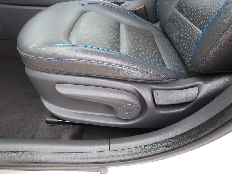 Hyundai IONIQ 1.6 h-GDi Premium SE Hatchback 5dr Petrol Hybrid DCT Euro 6 (s/s) (141 ps) - U4824