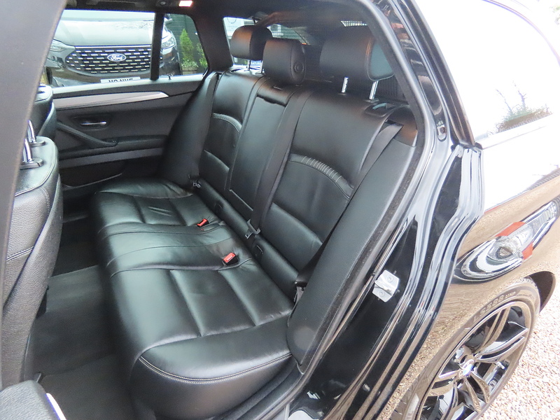 BMW 5 Series 2.0 520d M Sport Touring 5dr Diesel Auto Euro 6 (s/s) (190 ps) - U4828